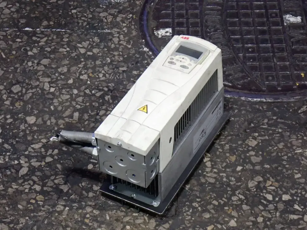 Used ABB ACS550U1012A4 Variable Speed Drives Ohio US | HGR 24 #782559