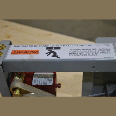 Magnum DS Breaker Lifter