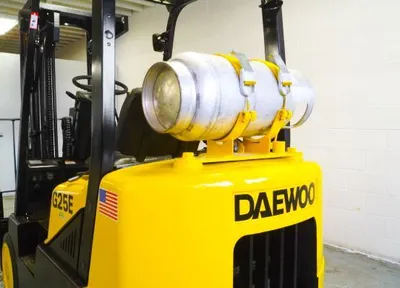USED 2004 DAEWOO GC25P-3