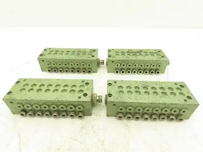 Vogele BVRL16A1 Lubrication Distribution Manifold 16-Outlet Valve Block Lot of 4
