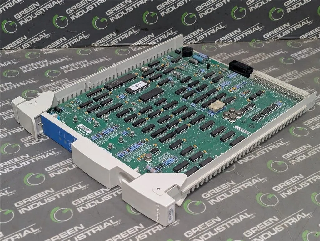 Honeywell 51304487-150 UCN Digital Output Card MC-PDOX02 HDW: W FW: H Used