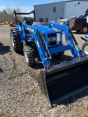 New | in-Stock 2026 NEW HOLLAND WORKMASTER 25 Sub-Compact & Compact Tractors Maine US | Beauregard Equipment #1511338