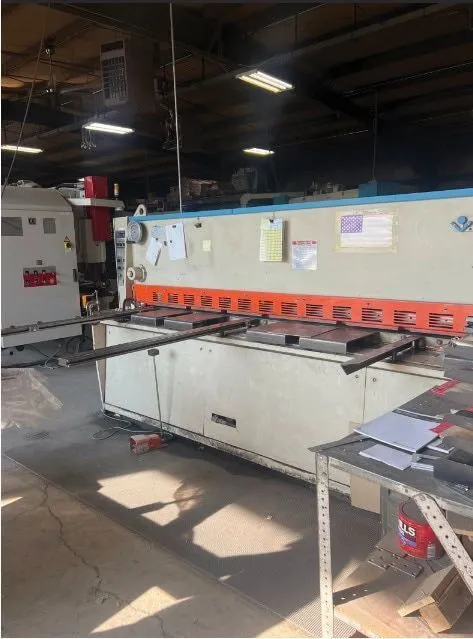 Used LVD HSTC 25/10 Power Squaring Shears (Inch) Illinois US | Lion Machinery #351124