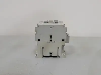 USED ALLEN-BRADLEY 700-CF220