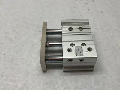 USED SMC COMPACT GUIDED SLIDE CYLINDER 40MM BORE 25MM STROKE