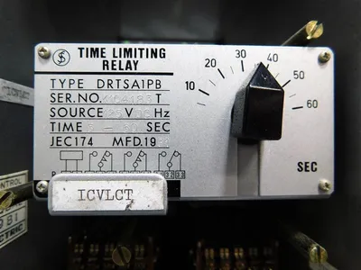 Fuji Electric DRTSA1PB Time Limiting Relay 5-60s No Front Glass See Pics Used