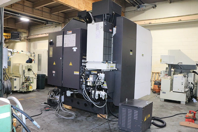 Used 2017 OKUMA GENOS M460V-5AX MACHINING CENTERS, HORIZONTAL