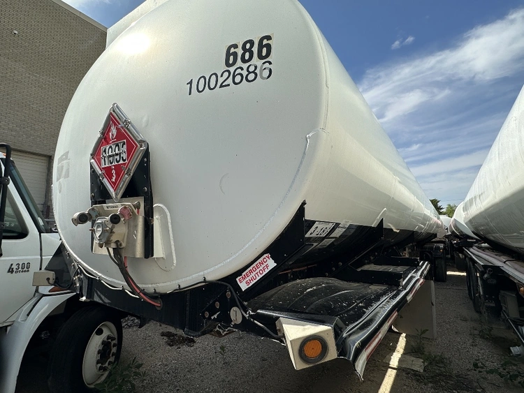Used 2014 LBT 406 Tanker Trailers Texas US | MCO Truck & Equipment #1513757