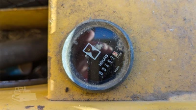 USED 1985 DEERE 450E