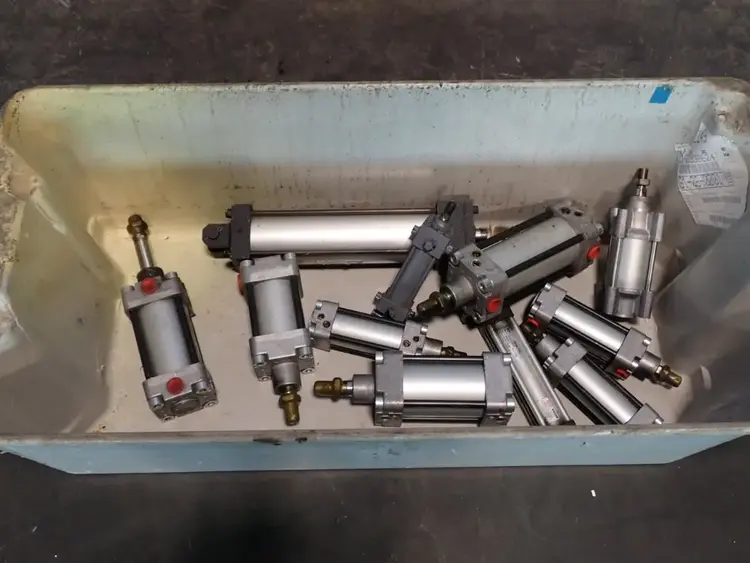 Used PENINSULAR CYLINDERS, SMC, MILLER _UNKNOWN_ Pumps Ohio US | HGR 24 #884981