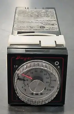 Dwyer D141BH Temperature Controller Loc2D12
