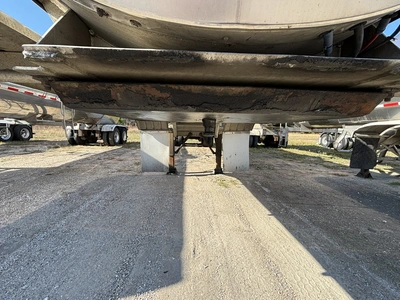 Used 2009 WALKER MILK TANKER TRAILER Liquid Supply Trailers Michigan US | Miedema Asset Management Group #1709522
