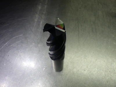 Kyocera/SGS 1" 3 Flute Carbide CR Endmill 1" Shank .04" R 33354 (LOC2397)