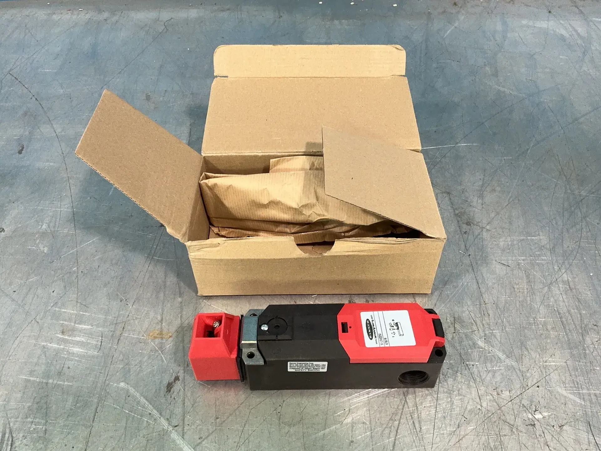 New | in-Stock BANNER SILS42DSI Relays & Switches Ohio US | HGR 24 #1316510