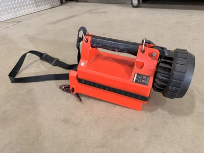 Used (1) STREAMLIGHT LITEBOX LANTERN LED WITH CHARGER AND BATTERY Lighting Michigan US | Miedema Asset Management Group #1390089