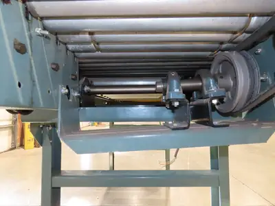Hytrol 10'x 26" Accumulation Roller Conveyor 23"BF V-Belt Drive 1Hp 3PH 100fpm