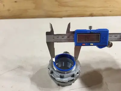 NEW THOMAS & BETTS H150GR-C