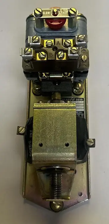 New | in-Stock SQUARE D 9050EQ1973-G7 Starters | Surplus Asset Holdings #1227685