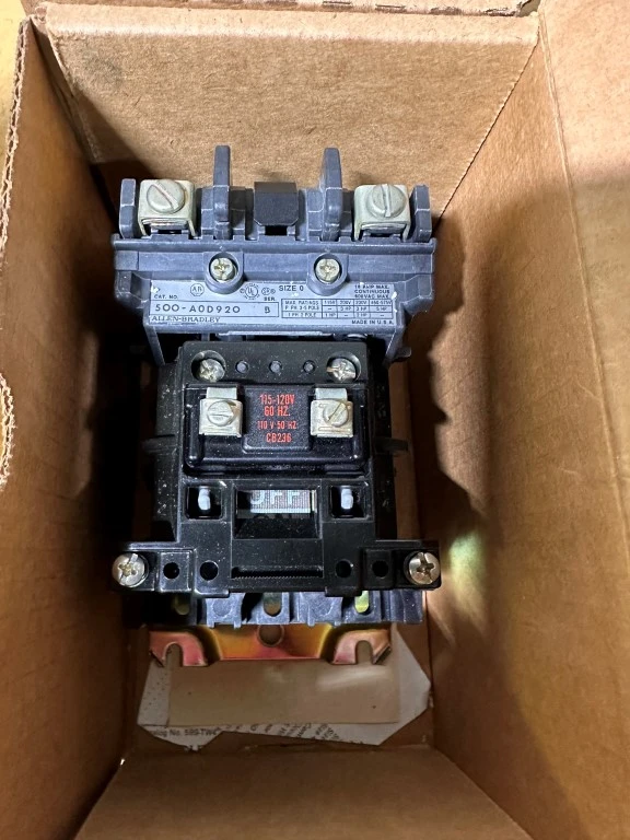 ALLEN BRADLEY 500-A0D920 SIZE #0 MOTOR STARTE