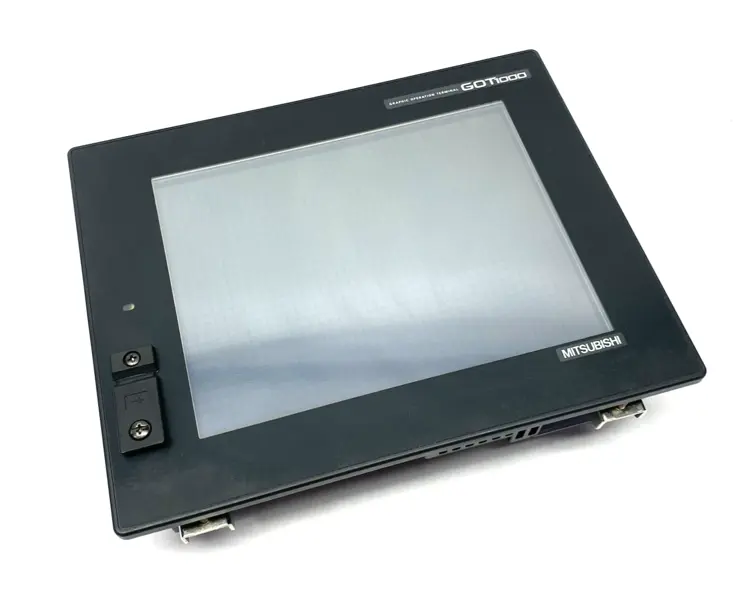 Used MITSUBISHI ELECTRIC GRAPHIC OPERATION HMI TERMINAL GOT1000 W/ GT15-J71E71-100 Automation Control (HMI) Michigan US | Maverick Industrial Sales #1090442