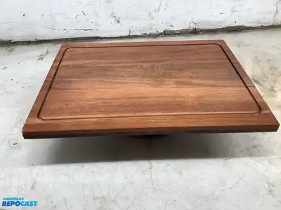 Cake Stand /fruit platter with plastic cover