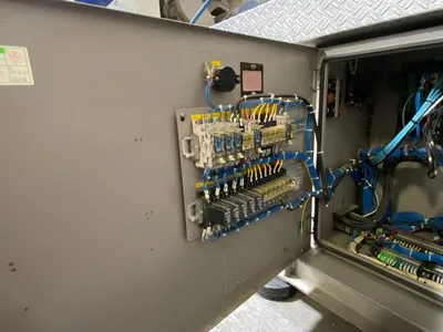 2009 TOSHIBA EC240NIIV30-8B Injection Molding Horizontal/Vertical | Machinery Network (6)