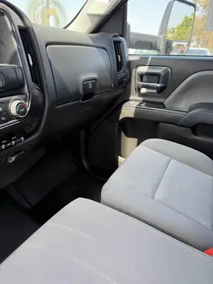 USED 2022 CHEVROLET W5500