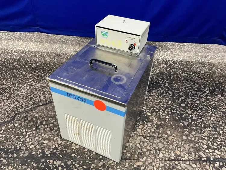 Used NESLAB _UNKNOWN_ Misc Plastics Equipment Ohio US | HGR 24 #1325222