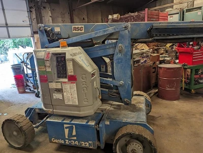 USED GENIE BOOM LIFT Z-34/22N