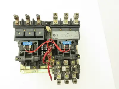 Allen Bradley 505-EOD NEMA Size 4 Reversing Motor Starter 3Ph 100HP 120V Coil