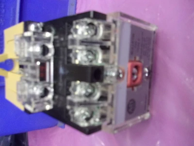 USED Allen Bradley 700-P400A1