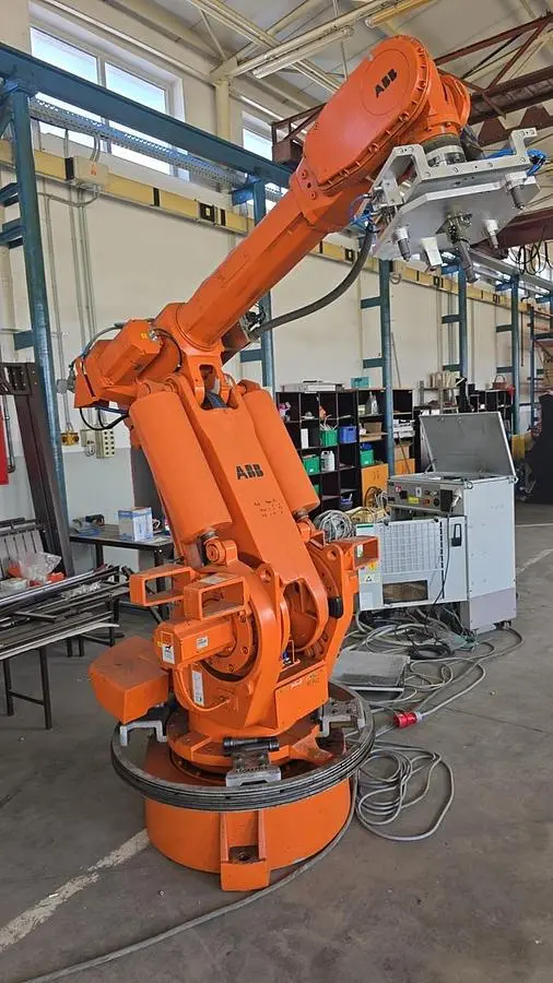Used 2003 ABB IRB 6400 M98 Robots CZ | Amaron s.r.o. #1068118