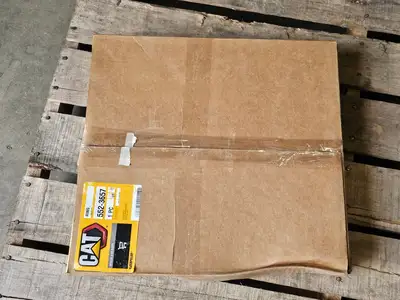 NEW CATERPILLAR 552-3657