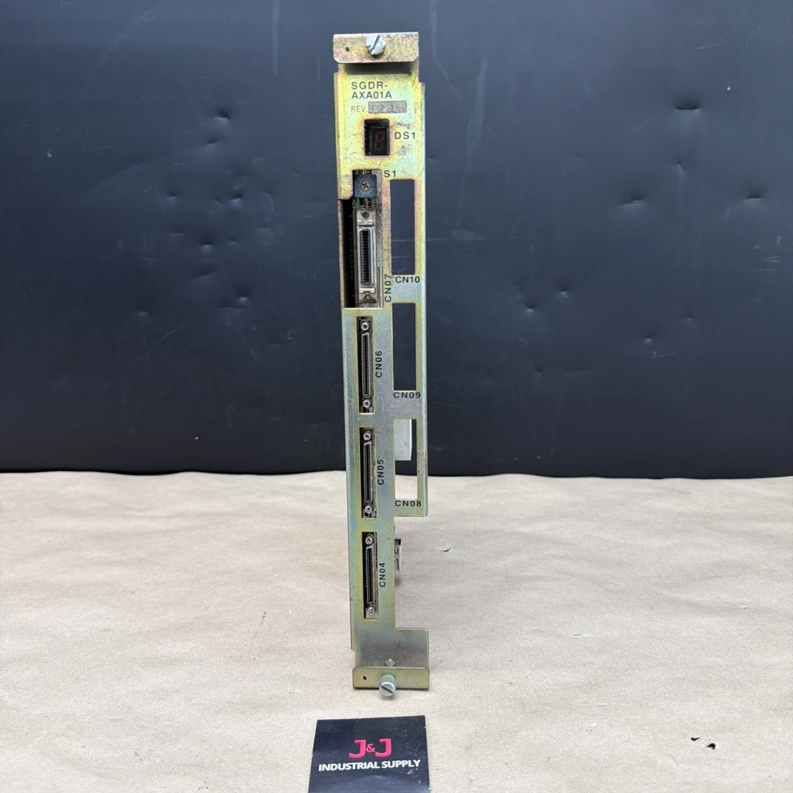 USED Yaskawa SGDR-AXA01