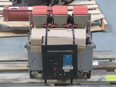 Used ITE K-1600 Circuit Breakers Texas US | Aucto #1307235