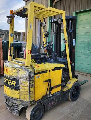 USED 2005 HYSTER E60Z