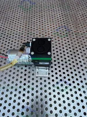USED KAG M42X30/+2XL ELEVATOR MOTOR 24V 220227, 2950 1/MIN BEI 1.7 NCM