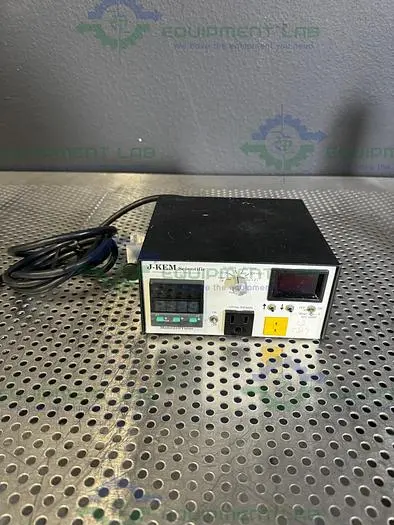 Used J-KEM SCIENTIFIC 210 TIMER TEMPERATURE CONTROLLER 120 VAC, 840 WATTS Temperature Controls | Equipment Lab #486478