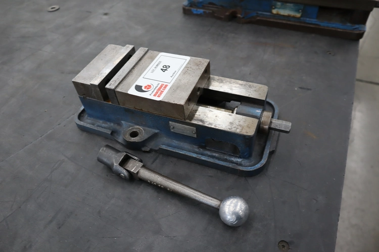 Used KURT WORKHOLDING SOLUTIONS D40 Vises Minnesota US | Machinesused.com #1505686