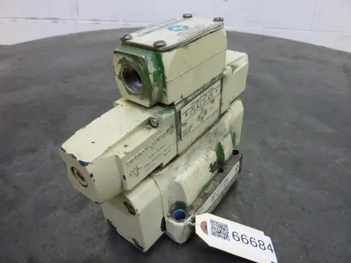 Used SPERRY VICKERS DG4V36CWB12 Valves/Fittings Michigan US | Ideal Machinery #576082