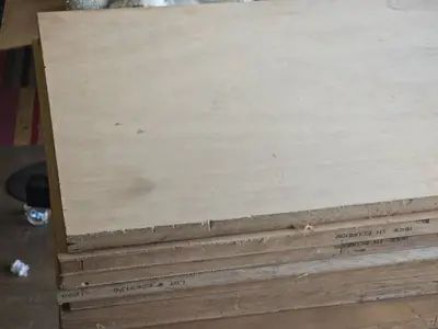 Lot of (12) Sandeply Plywood Sheets 5/8" x 32" x 24"