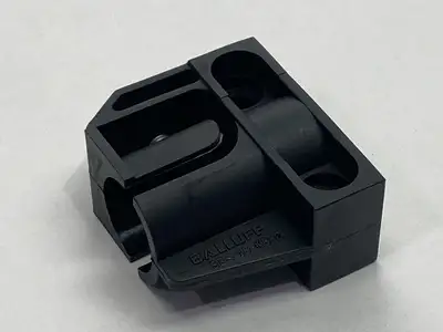 BAM00F6, BES 18,0-KB-2 | Balluff BAM00F6 Sensor Mounting Bracket BES 18,0-KB-2 - New