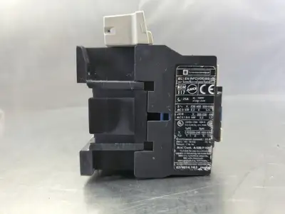 TELEMECANIQUE LC1D0901 25A Contactor w/LA4DA2G Module. 4B-34