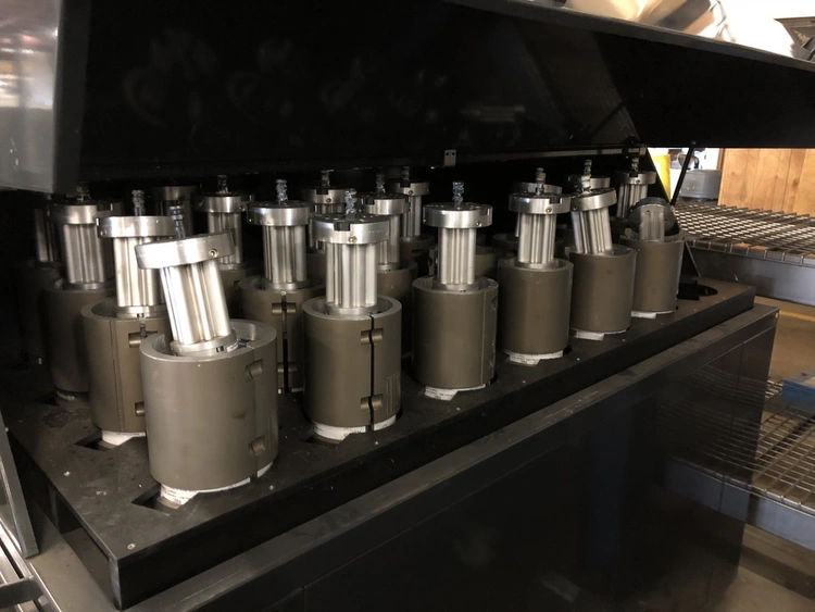 Used SIDEL 20OZ Blow Molding Machines | Beverage Industries #1359537