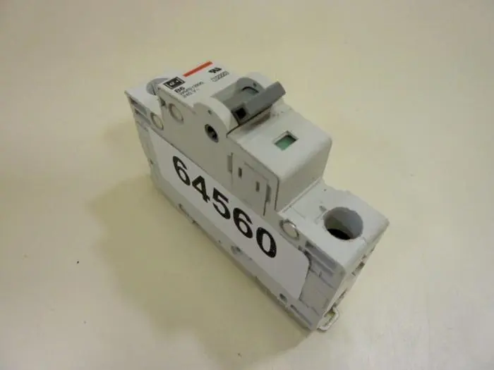 Used CUTLER HAMMER WMS1B06 Circuit Breakers Michigan US | Ideal Machinery #708062
