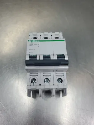 Used Schneider C60 Circuit Breakers | Palmetto Automation #1156559
