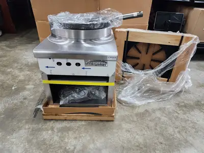 New | in-Stock Imperial New Imperial ISP-18-W 18" Gas Wok Range w/Wok & w/Stock Pot Grate Commercial Ranges Illinois US | Falcon Restaurant Supply #1376487