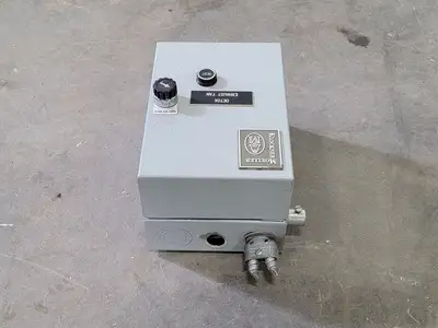 DIL-00b-40/40/z0/k Starter Control Panel