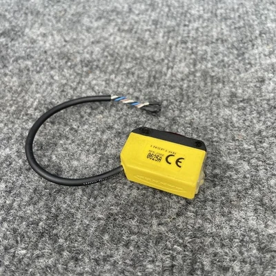 Used Banner Q23SN6CV50Q Photoelectric Sensors California US | Davliegogo LLC #1706677