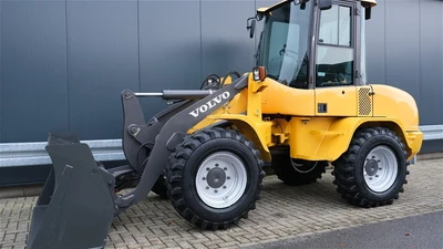 USED 2020 Volvo L30